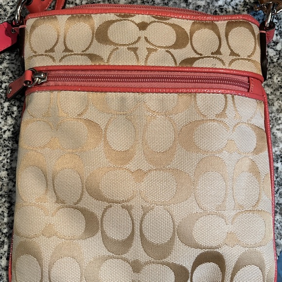 Coach Crossbody Bag - Picture 2 of 11